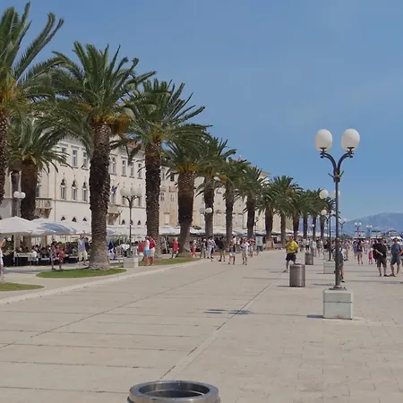 Apartment Sea View With Heated Infinity Swimming Pool *