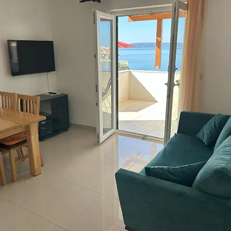 Διαμέρισμα Sea View With Heated Infinity Swimming Pool *