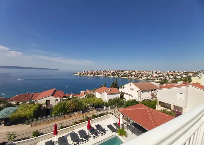 Apartment Sea View With Heated Infinity Swimming Pool *