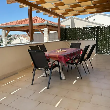 شقة Sea View With Heated Infinity Swimming Pool تروغير