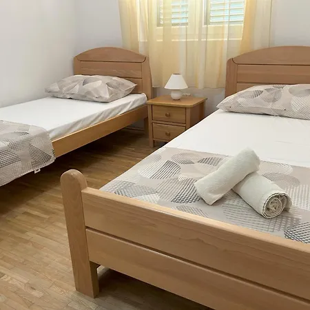 Sea View With Heated Infinity Swimming Pool *