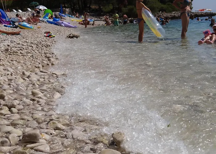 Appartement Sea View With Heated Infinity Swimming Pool