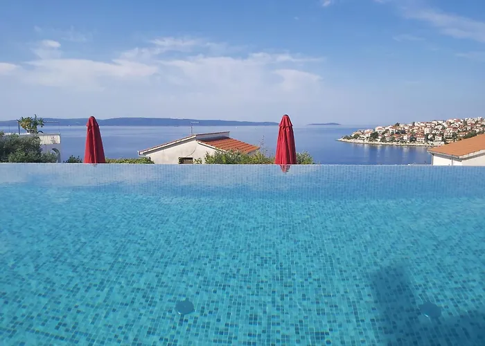 Sea View With Heated Infinity Swimming Pool *