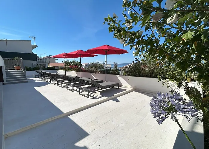 Appartement Sea View With Heated Infinity Swimming Pool *