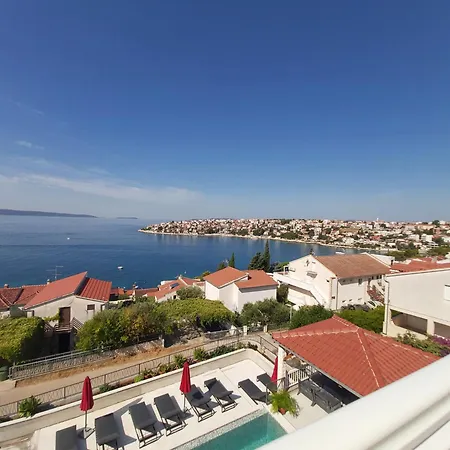 Apartman Sea View With Heated Infinity Swimming Pool *