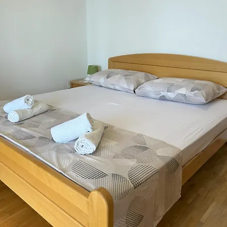 Apartman Sea View With Heated Infinity Swimming Pool *